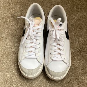 Nike Blazer Low Platform